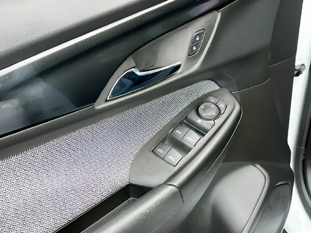2025 Chevrolet TrailBlazer photo 17 of 30