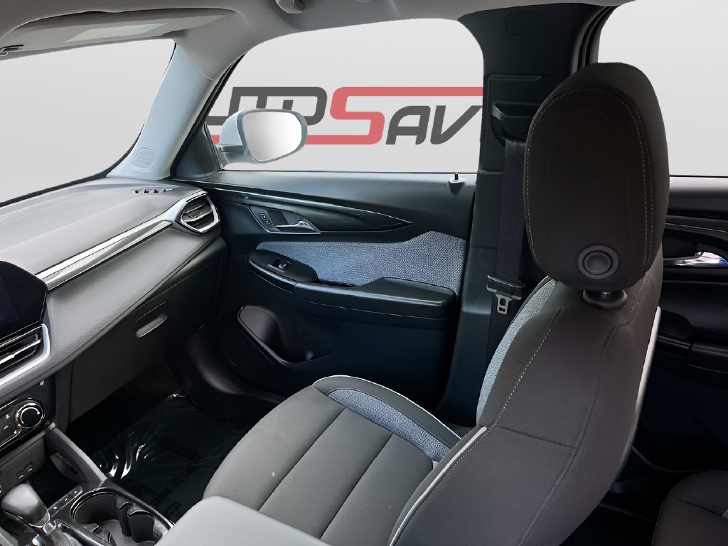 2025 Chevrolet TrailBlazer photo 22 of 30