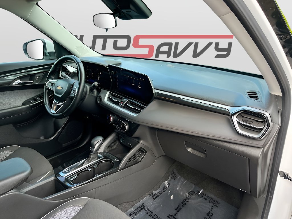 2025 Chevrolet TrailBlazer photo 27 of 30