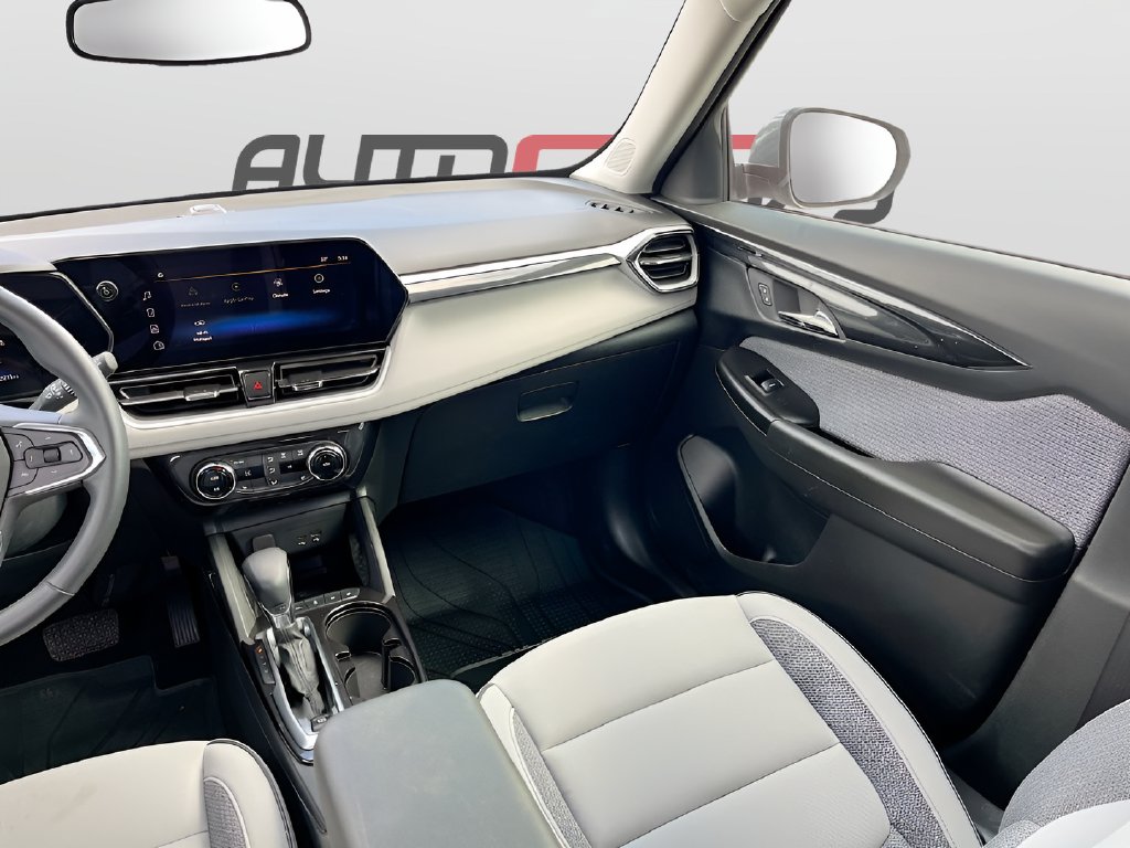 2024 Chevrolet TrailBlazer photo 22 of 30