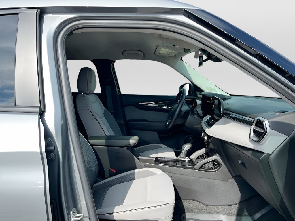 2024 Chevrolet TrailBlazer photo 26 of 30
