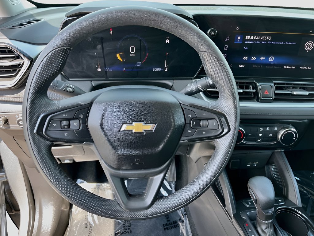 2024 Chevrolet TrailBlazer photo 11 of 30
