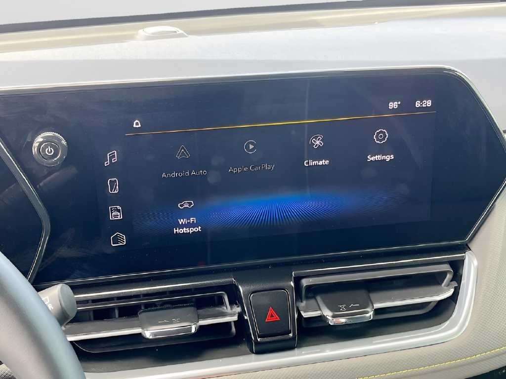 2025 Chevrolet TrailBlazer photo 14 of 32