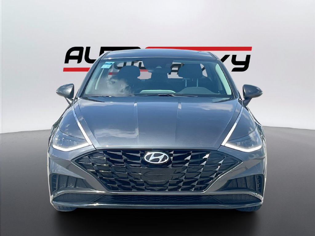 2023 Hyundai Sonata photo 2 of 31