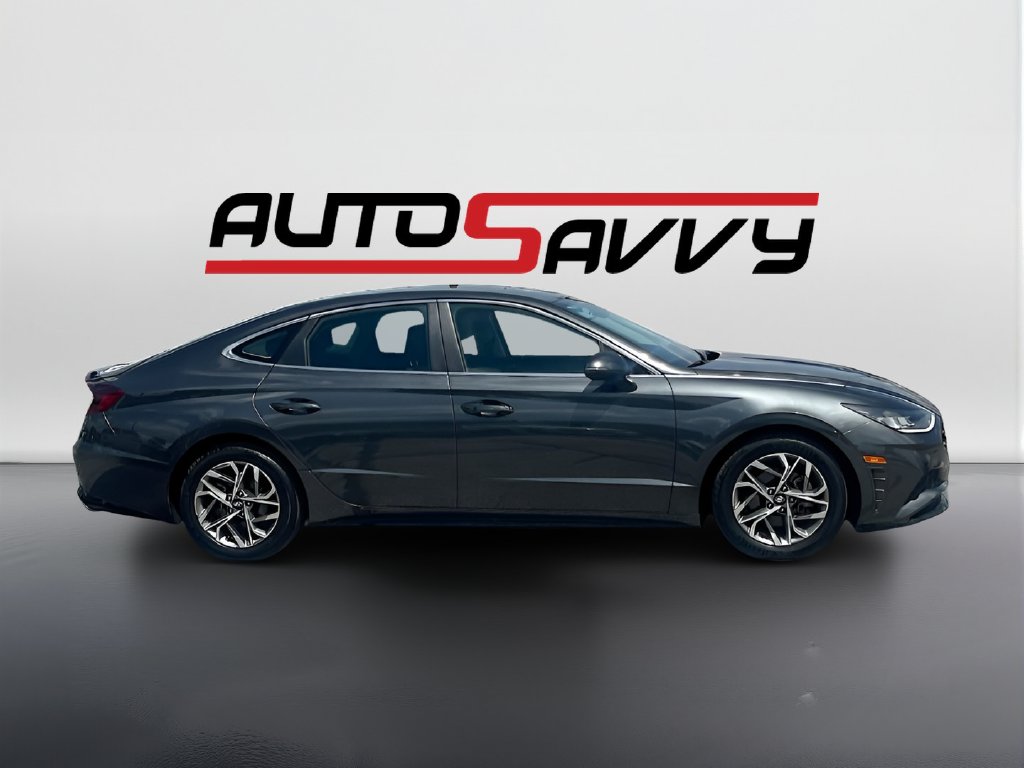 2023 Hyundai Sonata photo 8 of 31