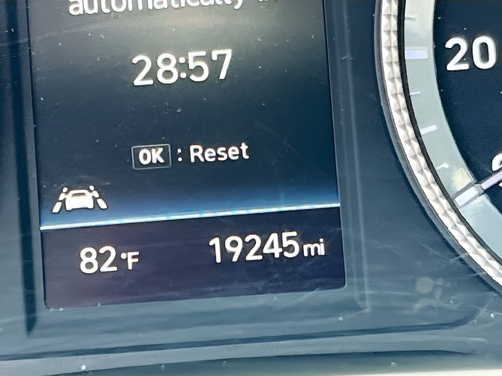 2023 Hyundai Sonata photo 12 of 31