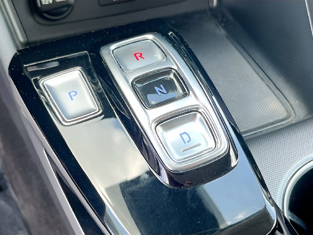 2023 Hyundai Sonata photo 17 of 31