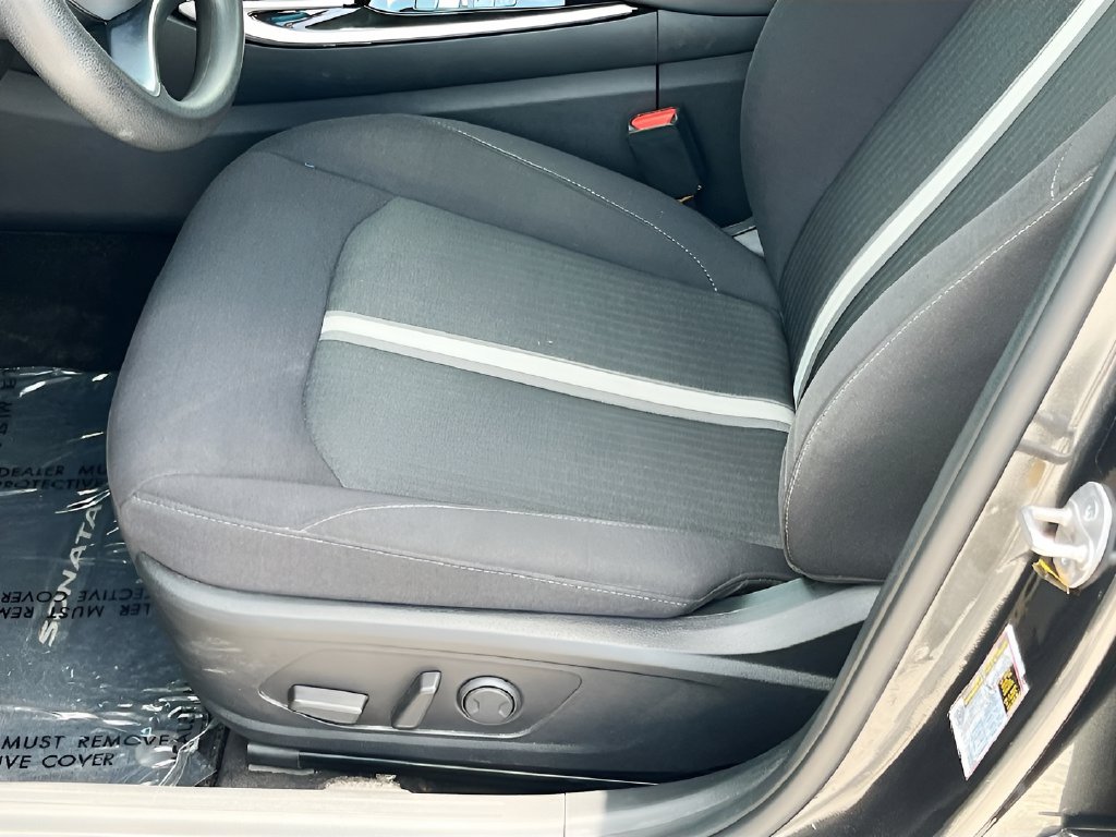 2023 Hyundai Sonata photo 19 of 31