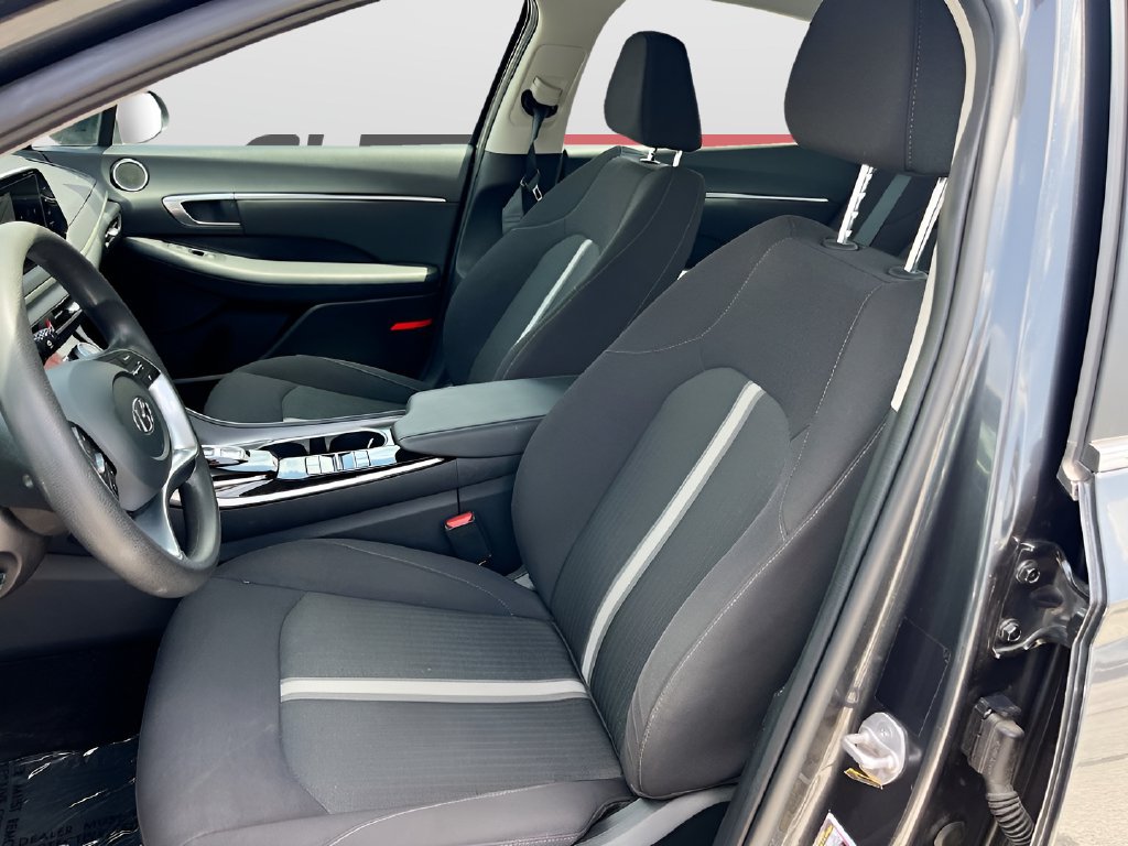2023 Hyundai Sonata photo 21 of 31