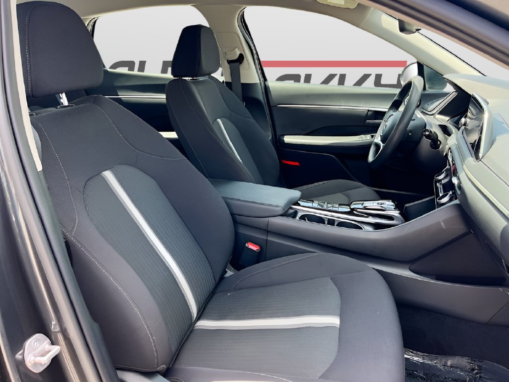 2023 Hyundai Sonata photo 27 of 31