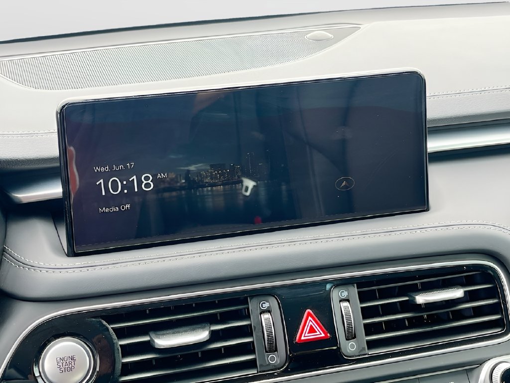 2022 Genesis G70 photo 15 of 32
