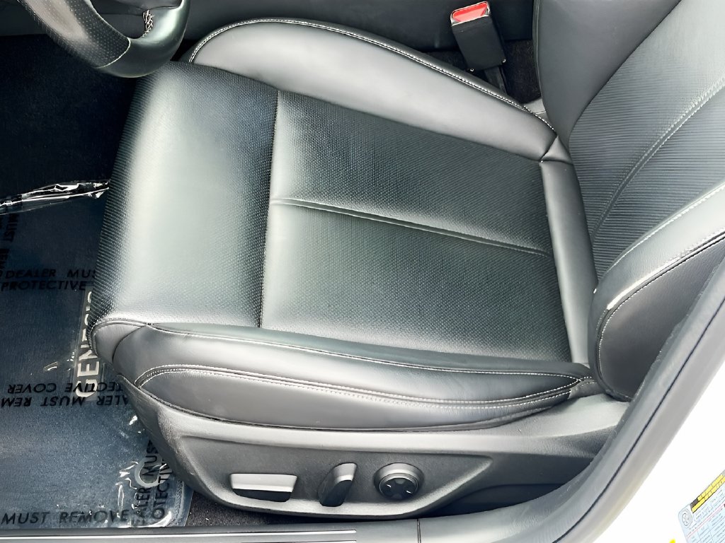 2022 Genesis G70 photo 19 of 32