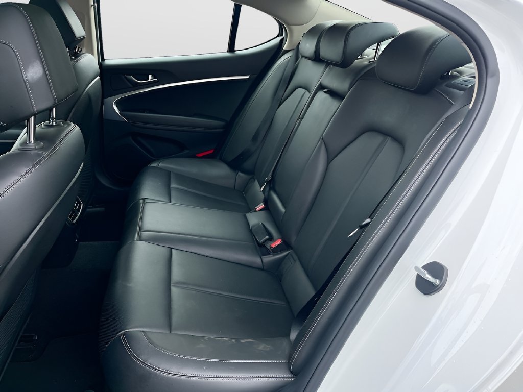 2022 Genesis G70 photo 24 of 32
