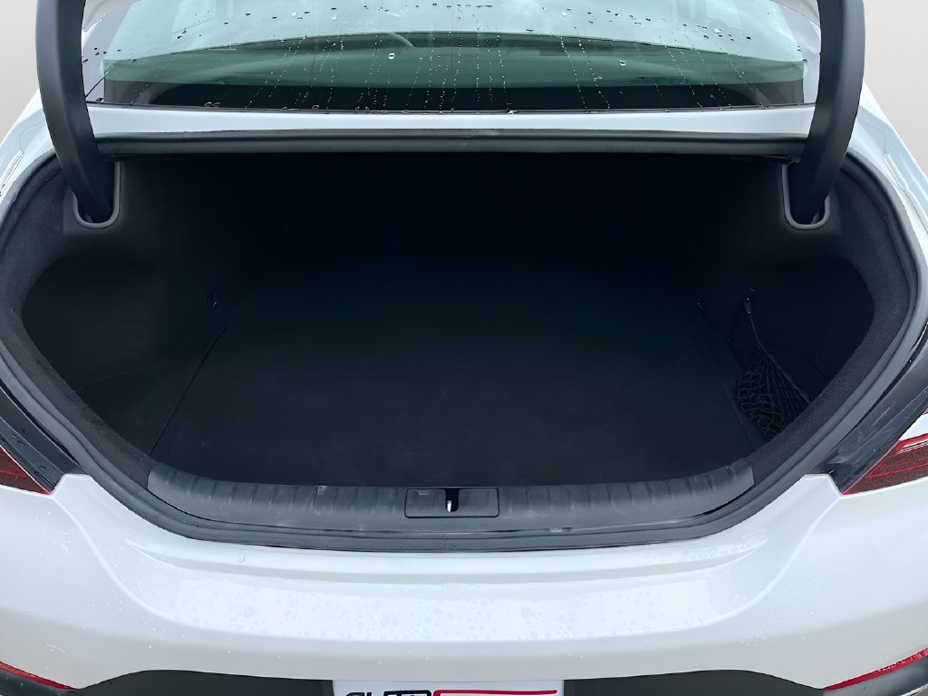 2022 Genesis G70 photo 26 of 32