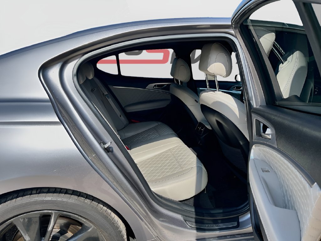 2023 Genesis G70 photo 29 of 34