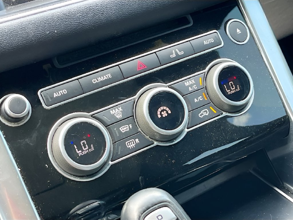 2016 Land Rover Range Rover Sport photo 16 of 34