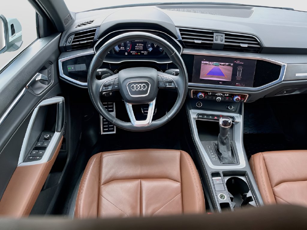 2022 Audi Q3 photo 22 of 33