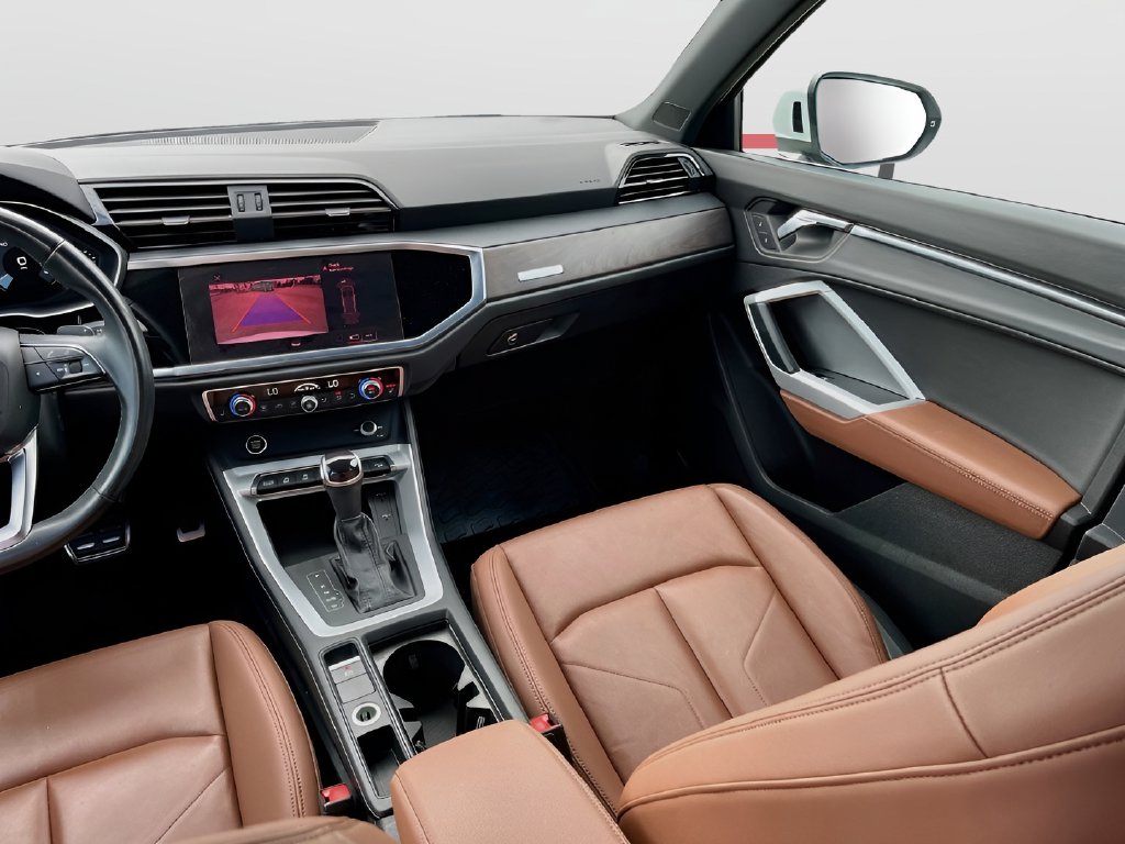 2022 Audi Q3 photo 23 of 33
