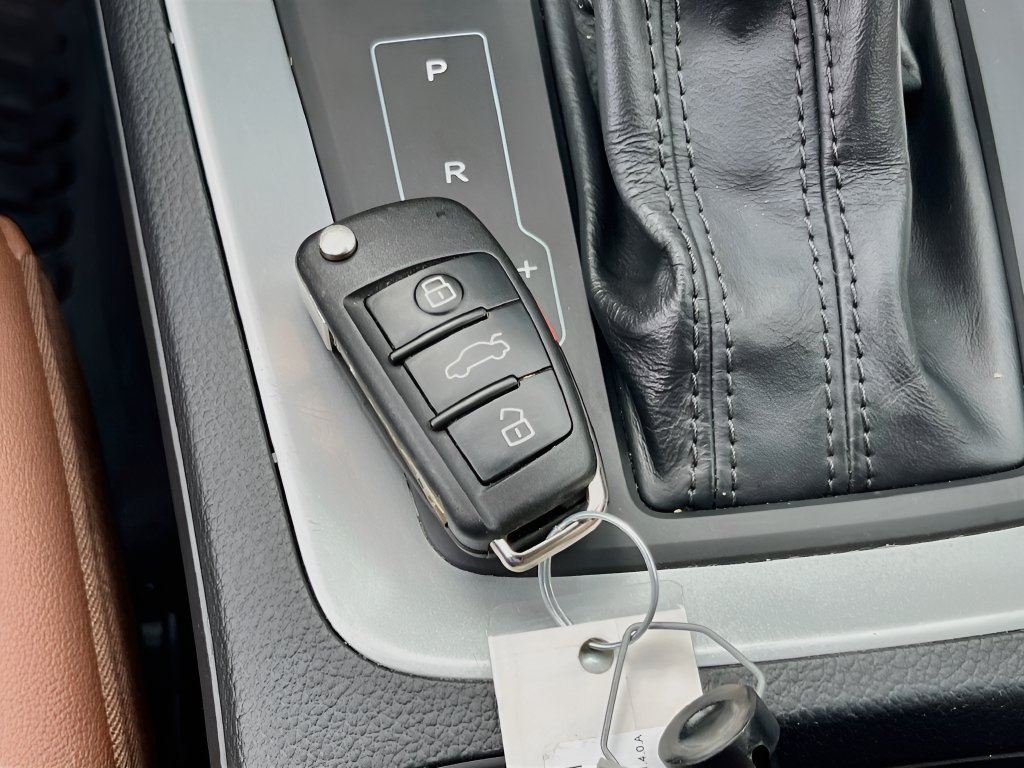 2022 Audi Q3 photo 33 of 33
